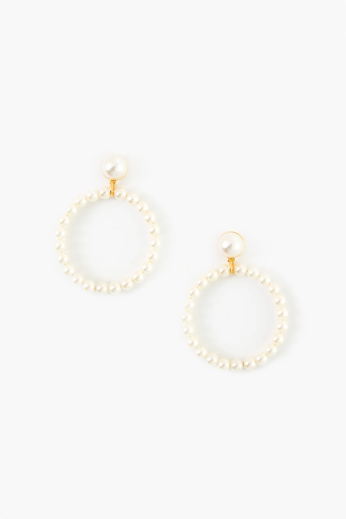 Frontal Pearl Hoop